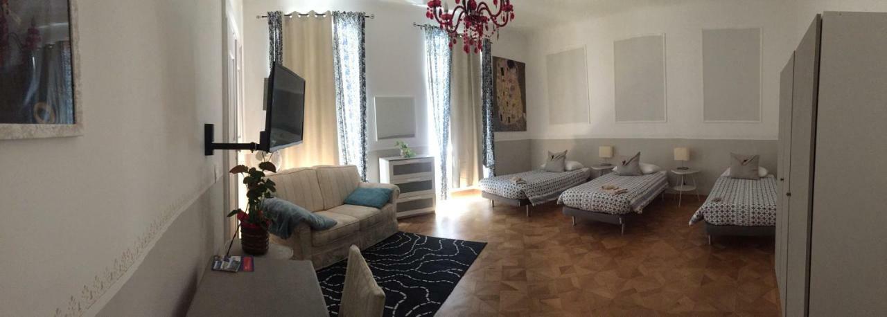 Da Noi Bed & Breakfast ตรีเอสเต ภายนอก รูปภาพ